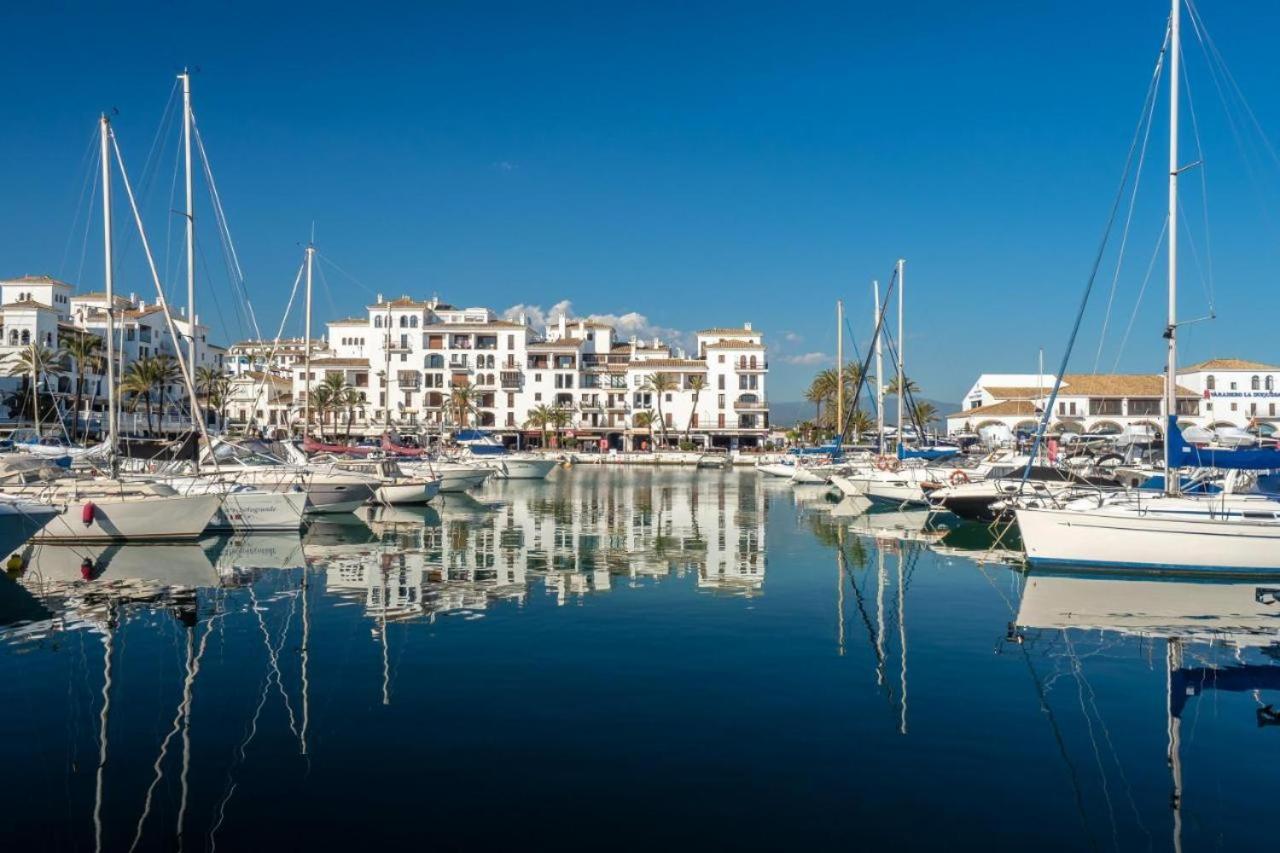 Small Oasis Nelson Mandela Apartment With Sea View, Two Bedrooms, Parking, Terrace And Pool Manilva Exterior photo